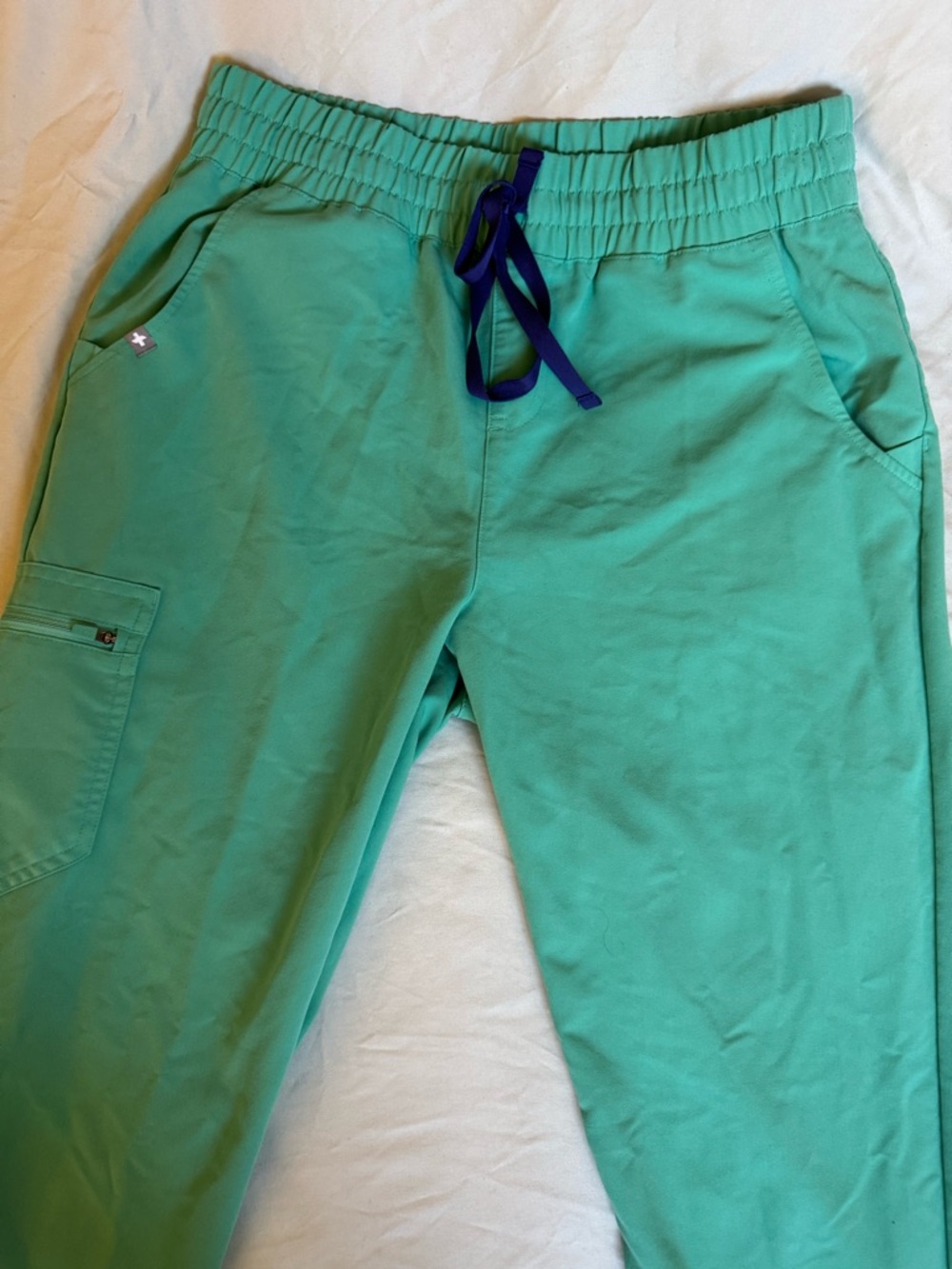 FIGS - Surgical Green Set, Top: Small, Bottom: Medium TALL - Picture 3 of 10